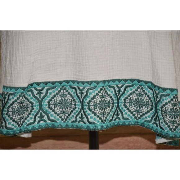Cezele Tunic Top Shirt Ladies Size L White Gauzy Green Embroidered Floral Boho - Picture 9 of 13